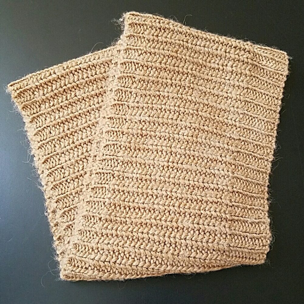 LOFT Infinity Scarf - Picture 5 of 5